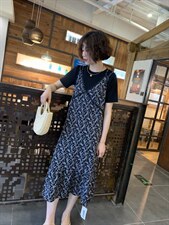 星雨阁2022夏装新款现货两件套连衣裙，女装连衣裙，星雨阁