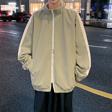 灰绿色