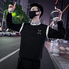 黑色