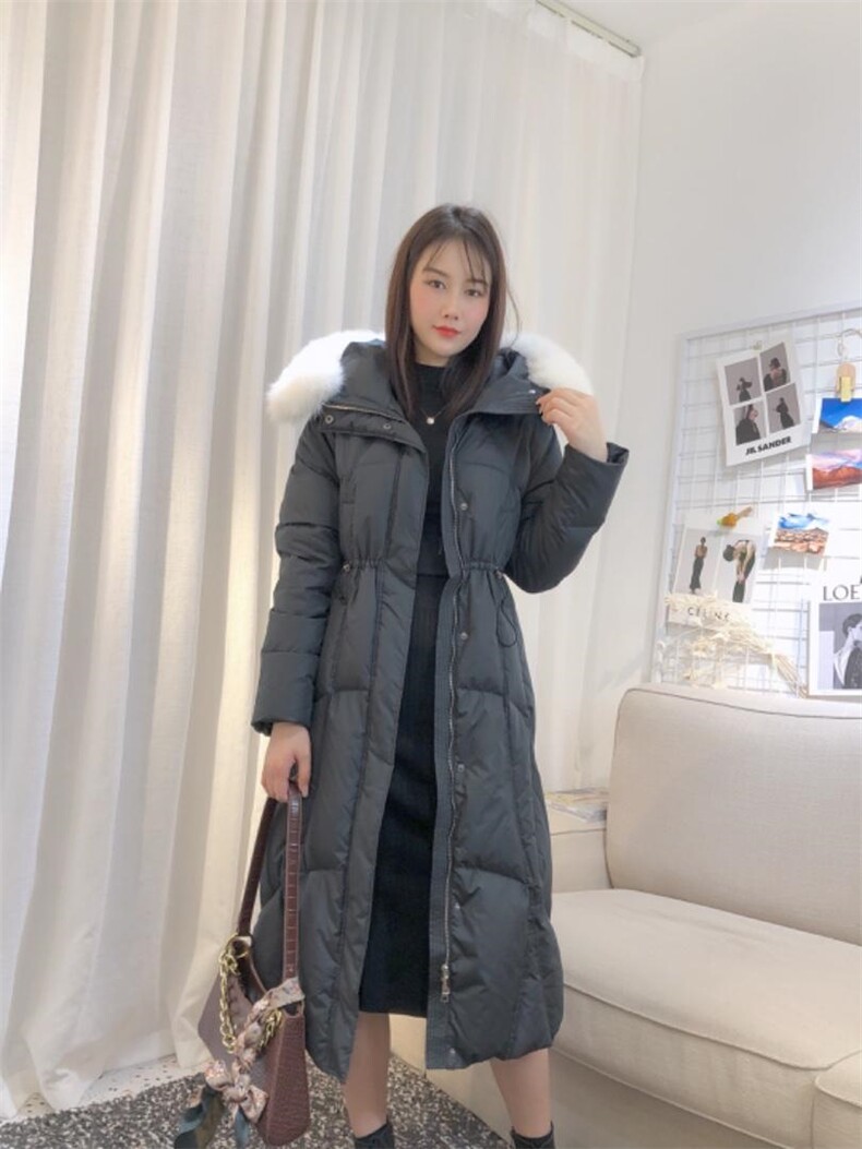 DINOBIENS/冬季显瘦超大毛领羽绒服，女装羽绒服，迪诺比亚