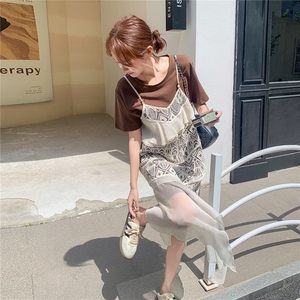 巨好看蕾丝吊带罩衫连衣裙套装2025新款女初夏高级感不规则吊带裙图片