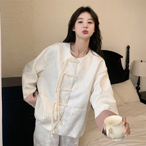 新中式国风白色外套女春秋2025新款超火好看高级小众宽松夹克上衣图片