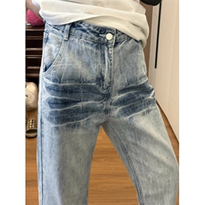 蓝色