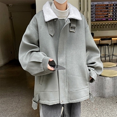 灰绿色