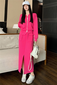 港风时尚休闲套装裙女秋季新款玫红色开衫卫衣开叉半身裙两件套潮图片