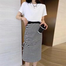 夏季新款韩版洋气显瘦气质条纹半身裙，女装半身裙，L·H·X