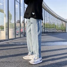 蓝色