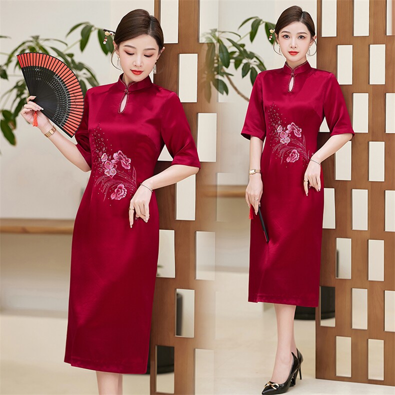 春夏季新款醋酸设计简约喜婆婆刺绣烫钻喜庆中款婚礼旗袍连衣裙，女装汉服/婚纱/旗袍/礼服，小荷流