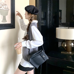 灰色蝴蝶结针织马甲套装2025新款女春季学院风气质衬衫马夹两件套图片