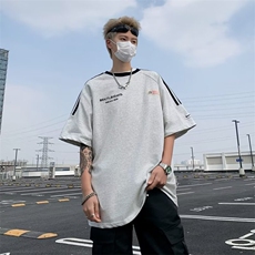 灰色