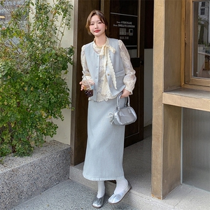 2025年秋季蕾丝花边蓝色马甲半身裙套装女三件套小香风减龄甜美图片
