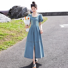 牛仔连衣裙女夏季新款韩系过膝长裙收腰显瘦开叉设计感泡泡袖裙子，女装连衣裙，韩蜜菓