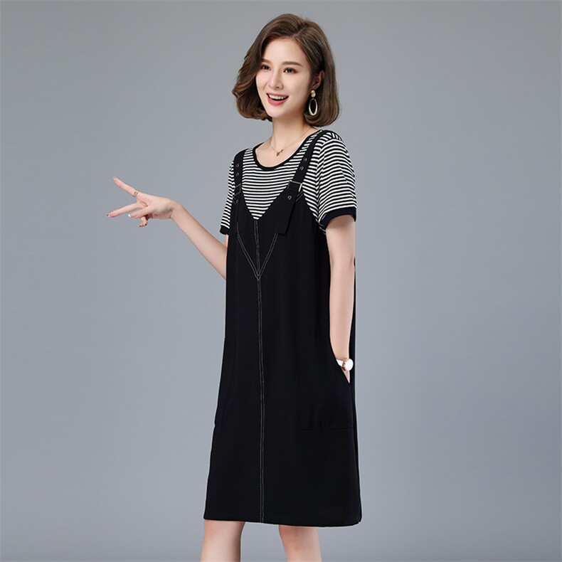 2021夏季新款时尚气质减龄圆领假两件条纹拼接连衣裙,女装连衣裙,余墨