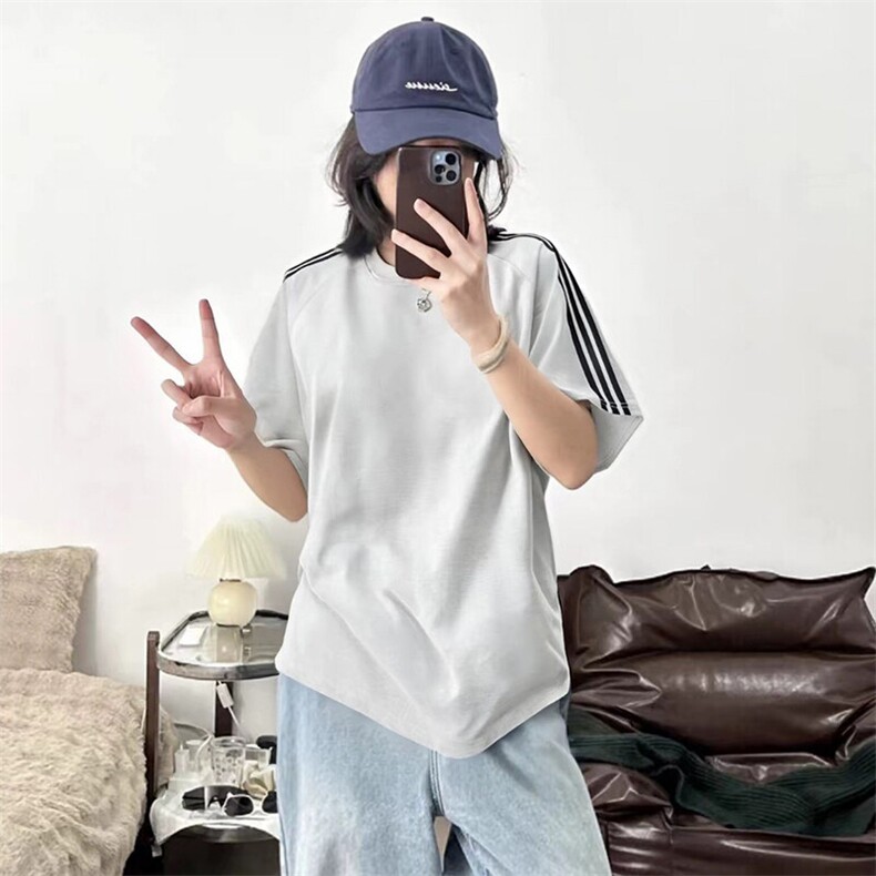 抖音得物品质二开240克宽松纯棉美式潮牌印花三条杠中性风短袖T恤,男装T恤,电商A486