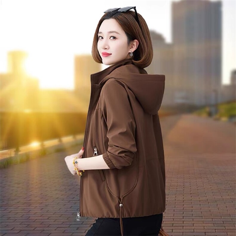 短款外套女士春秋款2025新款春季休闲夹克中年妈妈风衣小个子洋气，女装短外套，燕颉服饰