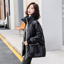 2024年冬季新款短款亮面90绒羽绒服插肩袖长袖简约厚外套，女装羽绒服，沫晗依美