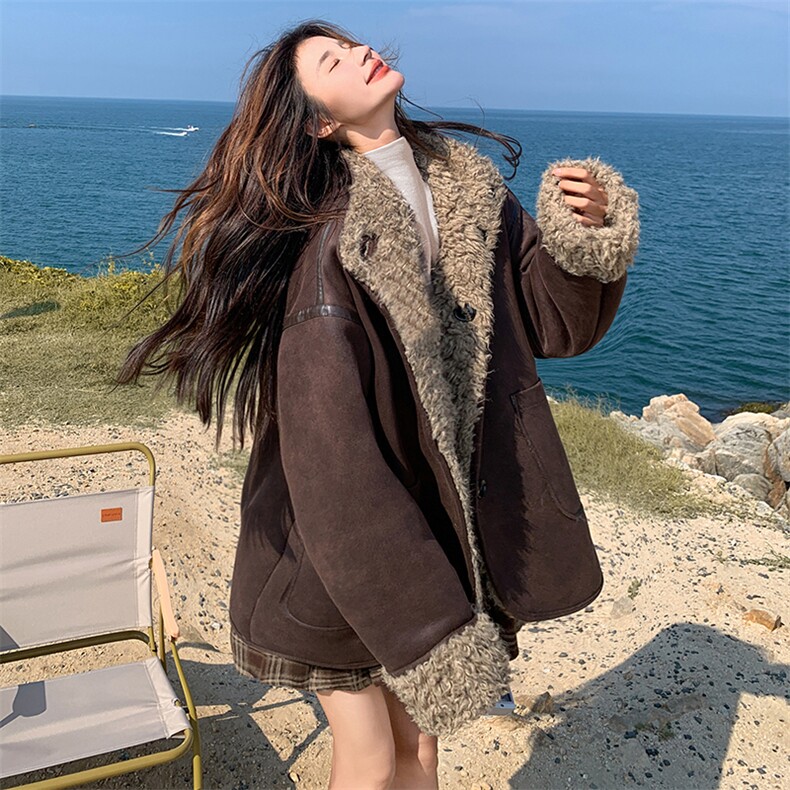 2B183-8155P195K288两面穿皮毛一体机车外套,女装短外套,2B183