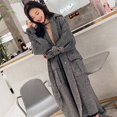 现货已出8511B-88992021新款风衣式呢料以上，女装毛呢外套，惟卡贝娜