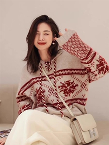 时尚提花女士羊毛衫舒适保暖显瘦连帽设计,冬季瘦的男生衣服怎么搭配图片
