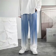 黑色
