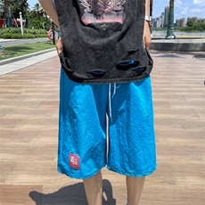 深蓝色