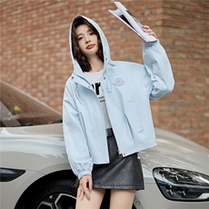 2025年秋季时尚宽松休闲风连帽风衣，女装短外套，慕依路