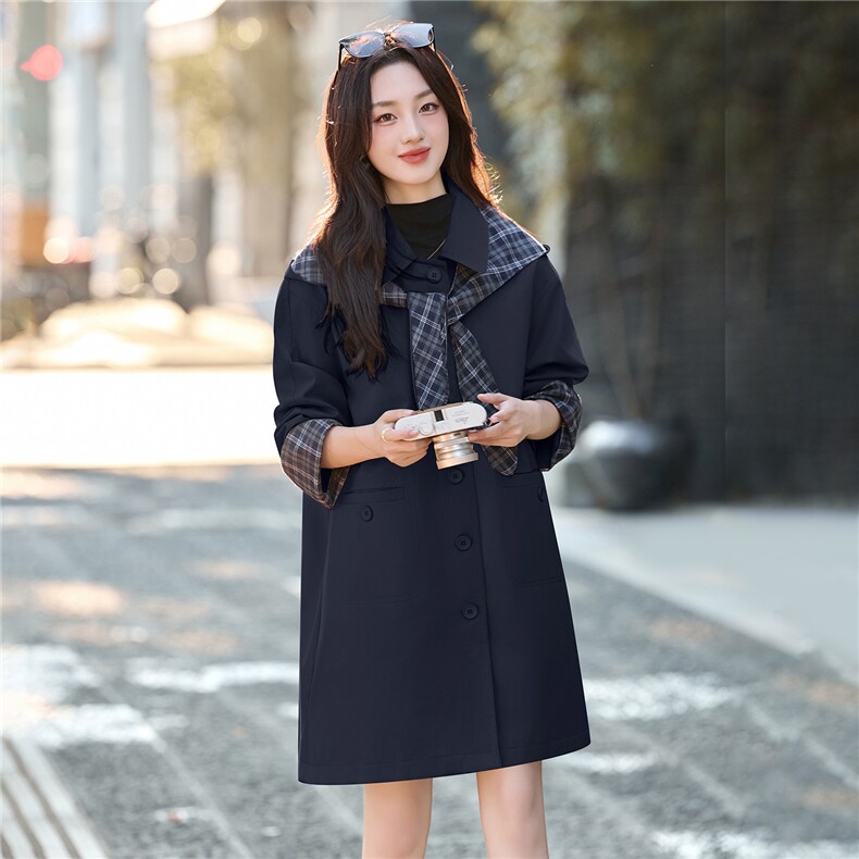 现货新款秋新款韩版时尚宽松休闲活帽女今年流行短外套炸街风衣,女装风衣,美静678