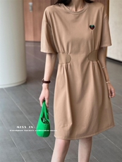 现货夏季新款休闲款连衣裙，女装连衣裙，蜜思印·金