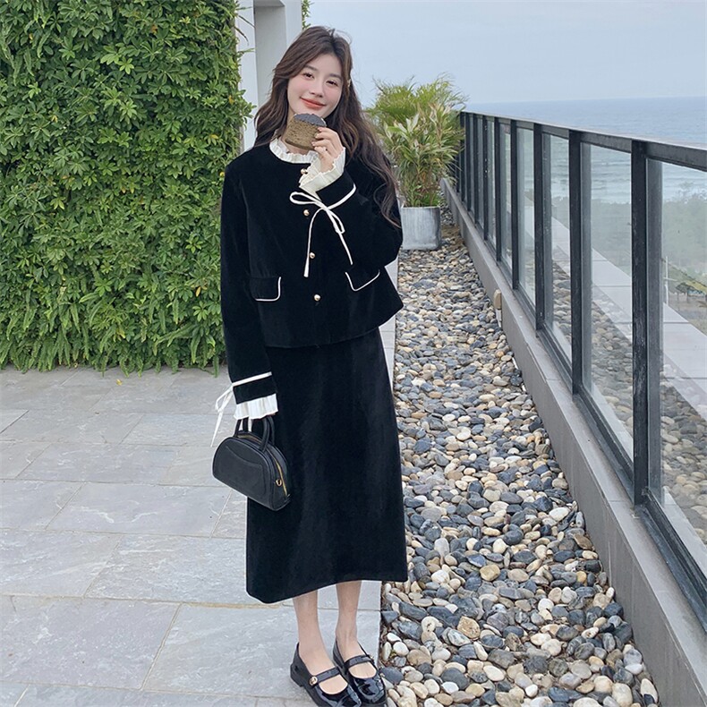 法式小香风丝绒套装裙女2025年春季新款蝴蝶结短外套半身裙两件套,女装套装/套裙,浪娴服饰
