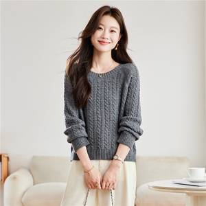 麻花毛衣女款2025新款秋冬宽松短款上衣独特漂亮减龄高级感打底衫图片