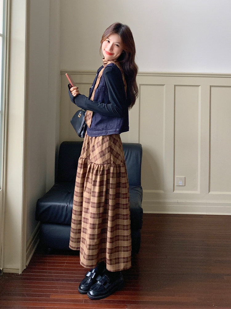 韩系轻熟风御姐牛仔马甲套装女2025春秋超火好看格纹连衣裙两件套,女装运动套装,浙宝285（原212）
