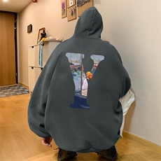 深灰色