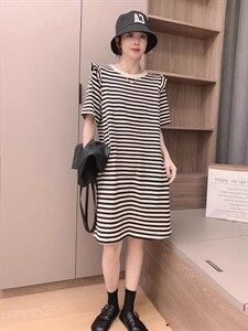 韩版飞袖休闲连衣裙图片