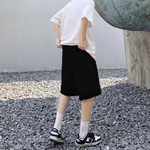 灰色