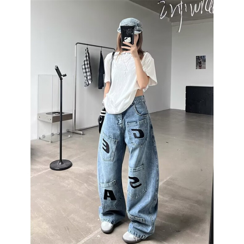 小众美式覆古字母刺绣多口袋工装牛仔裤男女宽松阔腿弯刀裤图片