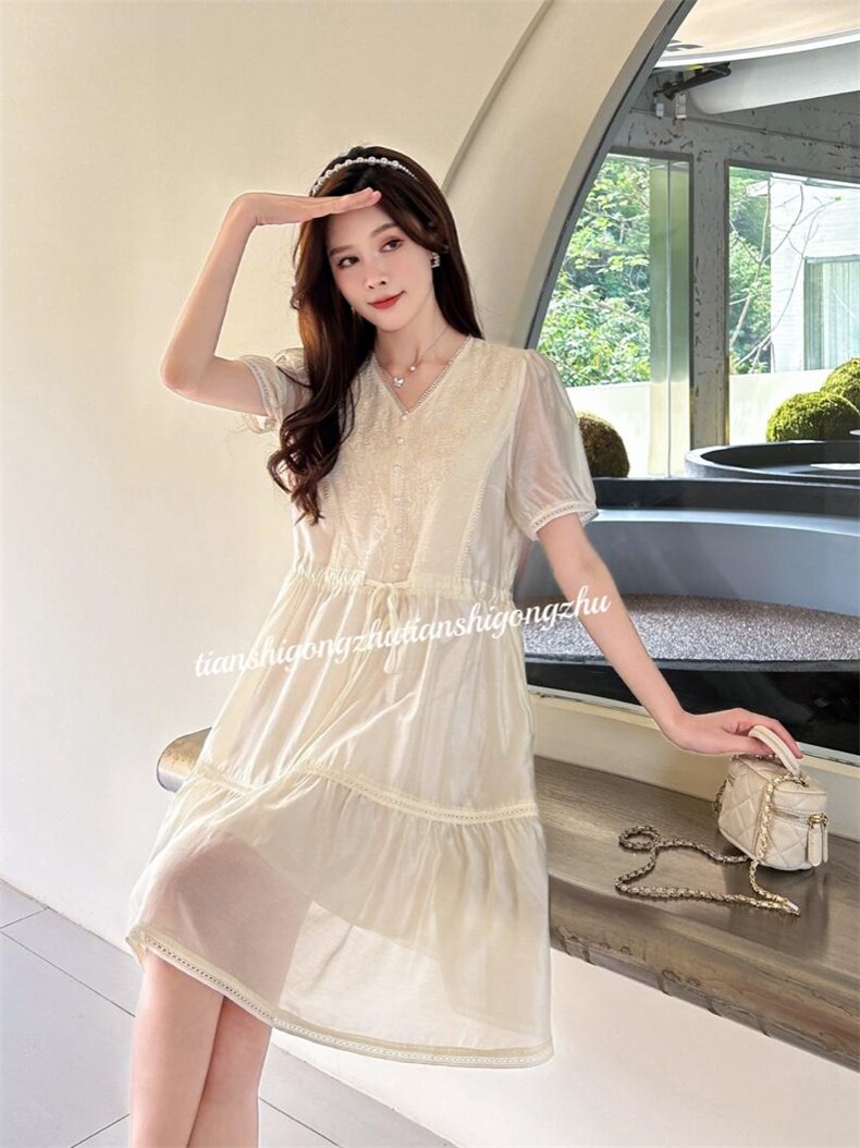 重工刺绣订珠系列连衣裙爆热卖中，女装连衣裙，天使公主