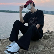现货抖音得物品质黑色弹力修身直筒牛仔裤量大价格还可谈，男装牛仔裤，星座310A-4