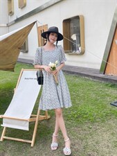 小碎花中长连衣裙，女装连衣裙，百变诱惑(6F)