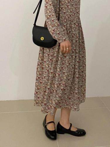 大翻领碎花连衣裙-宽松不挑人款！，女装连衣裙，LUCY