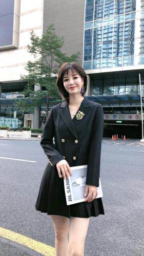 风衣连衣裙，女装风衣，万姿风情