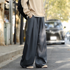 深灰色