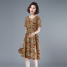 2021年夏季通勤韩版中长款a字裙40-49周岁碎花圆领套头短袖裙子，女装连衣裙，伊满意