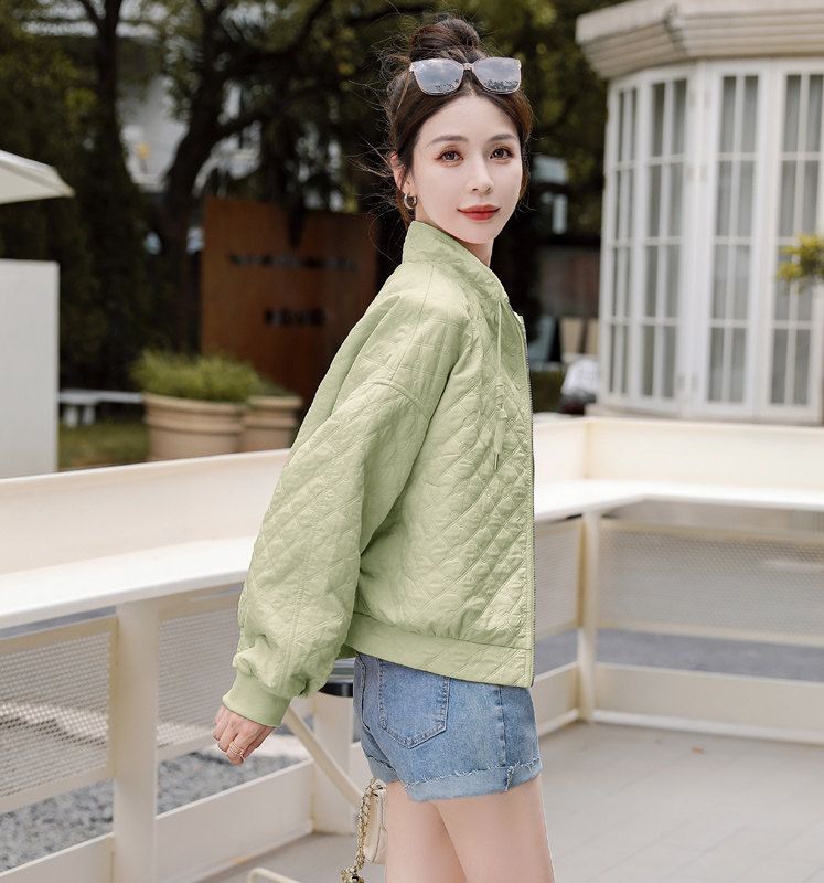 粉色小香风短款外套女2023秋季新款气质休闲小个子立领夹克棒球服,女装风衣,靓星雨