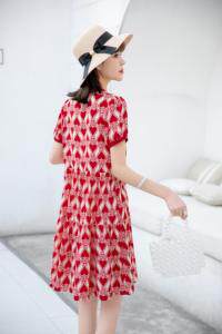 现货供应：仿真丝连衣裙M一XXL，女装连衣裙，拉思维加丝