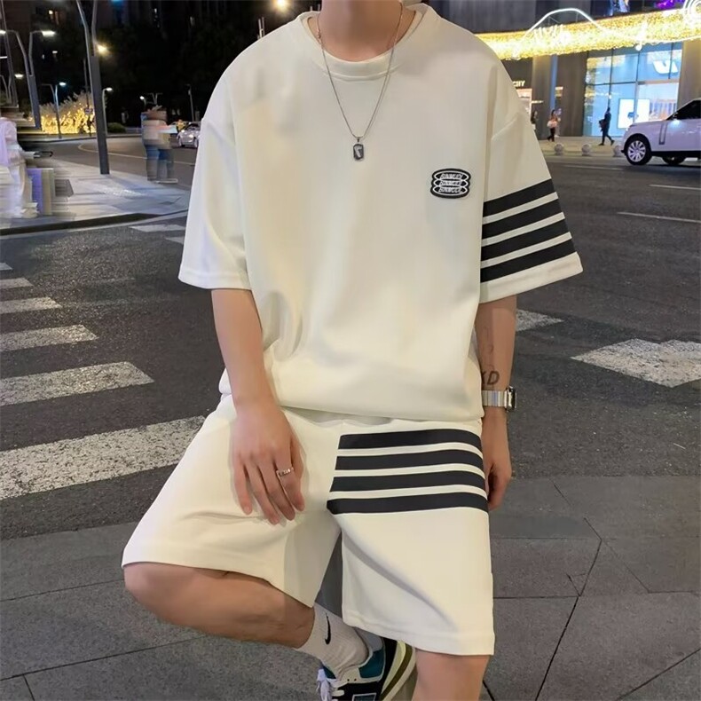 夏男运动套装三条杠条纹贴标短袖T恤短裤套装TZ18 P45图片