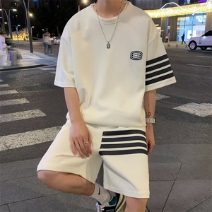 夏男运动套装三条杠条纹贴标短袖T恤短裤套装TZ18 P45图片