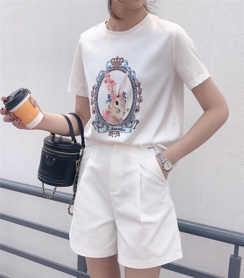 夏季新款高弹牛奶丝魔镜图案T，女装，格瑞琪