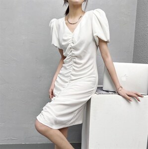 2022新款法式复古泡泡袖不显肩宽，很好的修饰手臂线条时尚连,其它,序儿