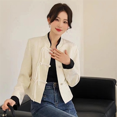 2025春装新款立领小香风布扣短款小外套，女装短外套，2C091