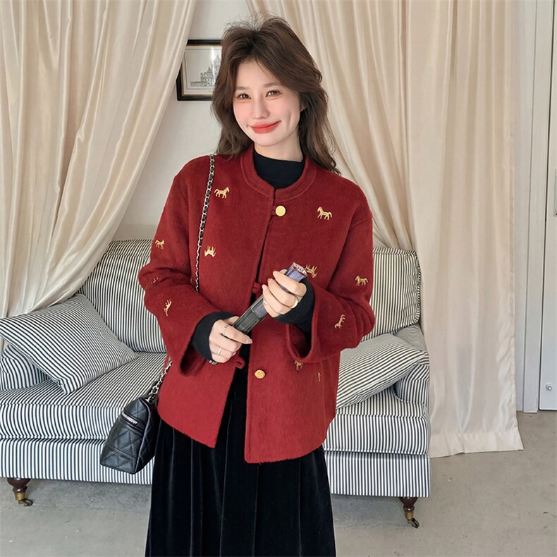 现货主推好数据秋刺绣马到成功红色双面羊毛呢外套p215-k328,女装毛呢外套,丝露怡语